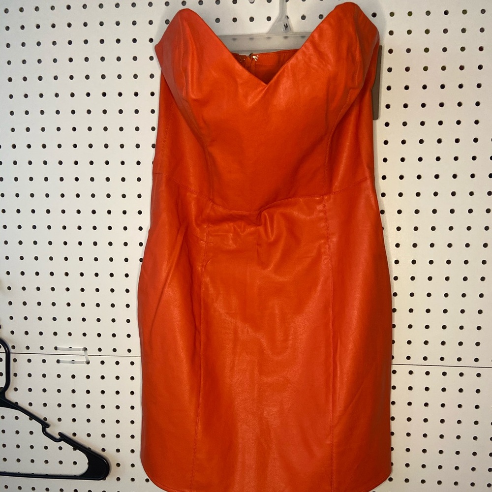 Strapless dress